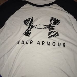 Underarmour short sleeve shirt